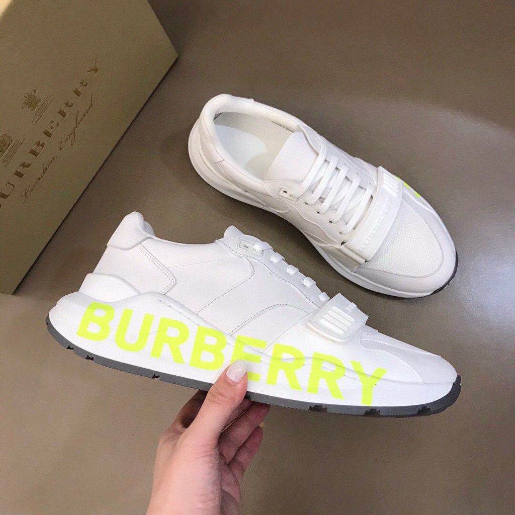 B*URBERRY SHOES